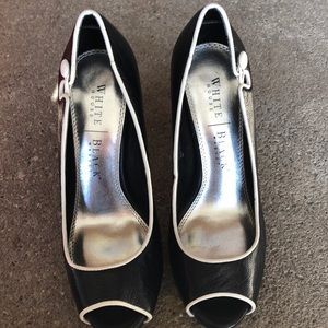 Women’s whites house black market heels
